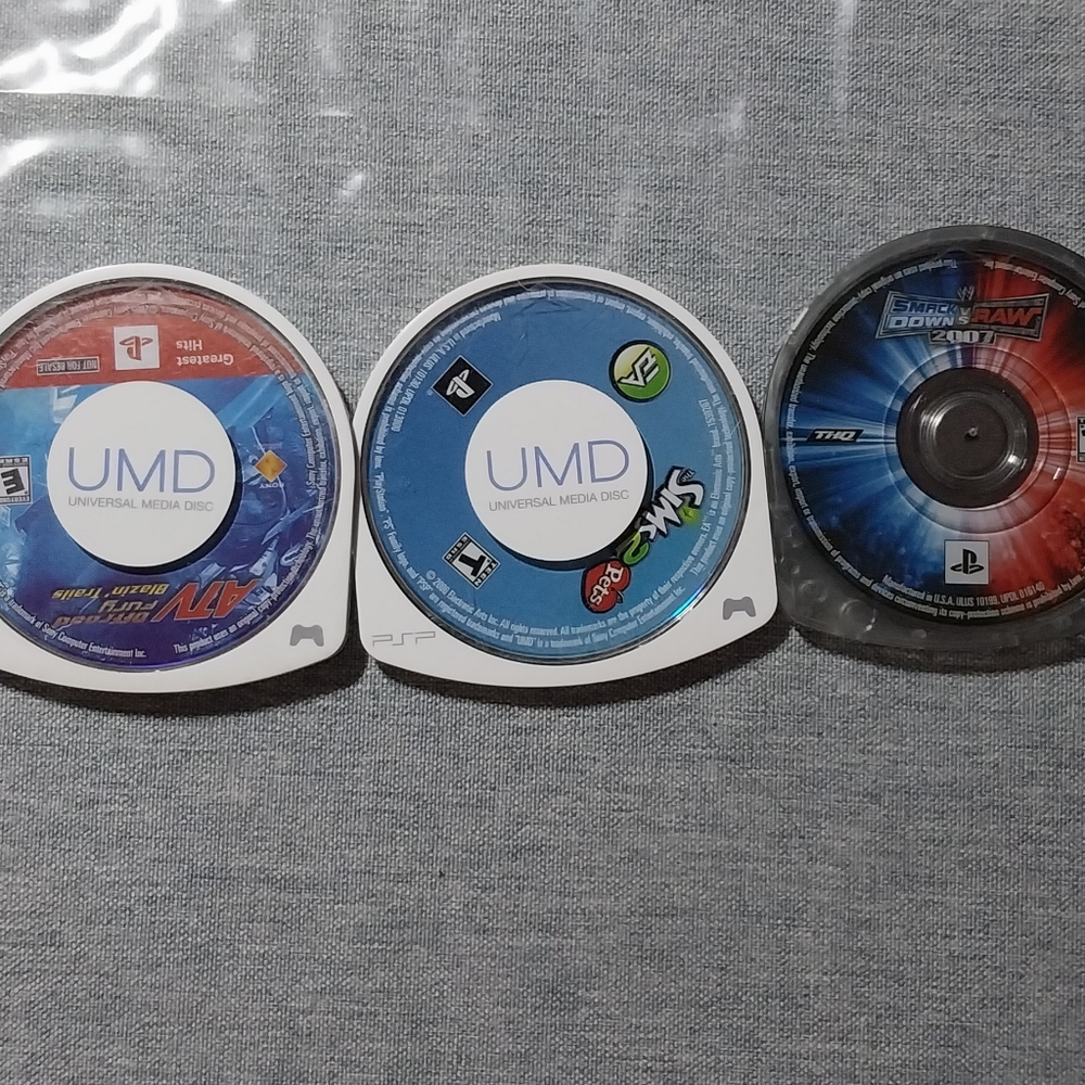 Sony PSP Game Disc Bundle